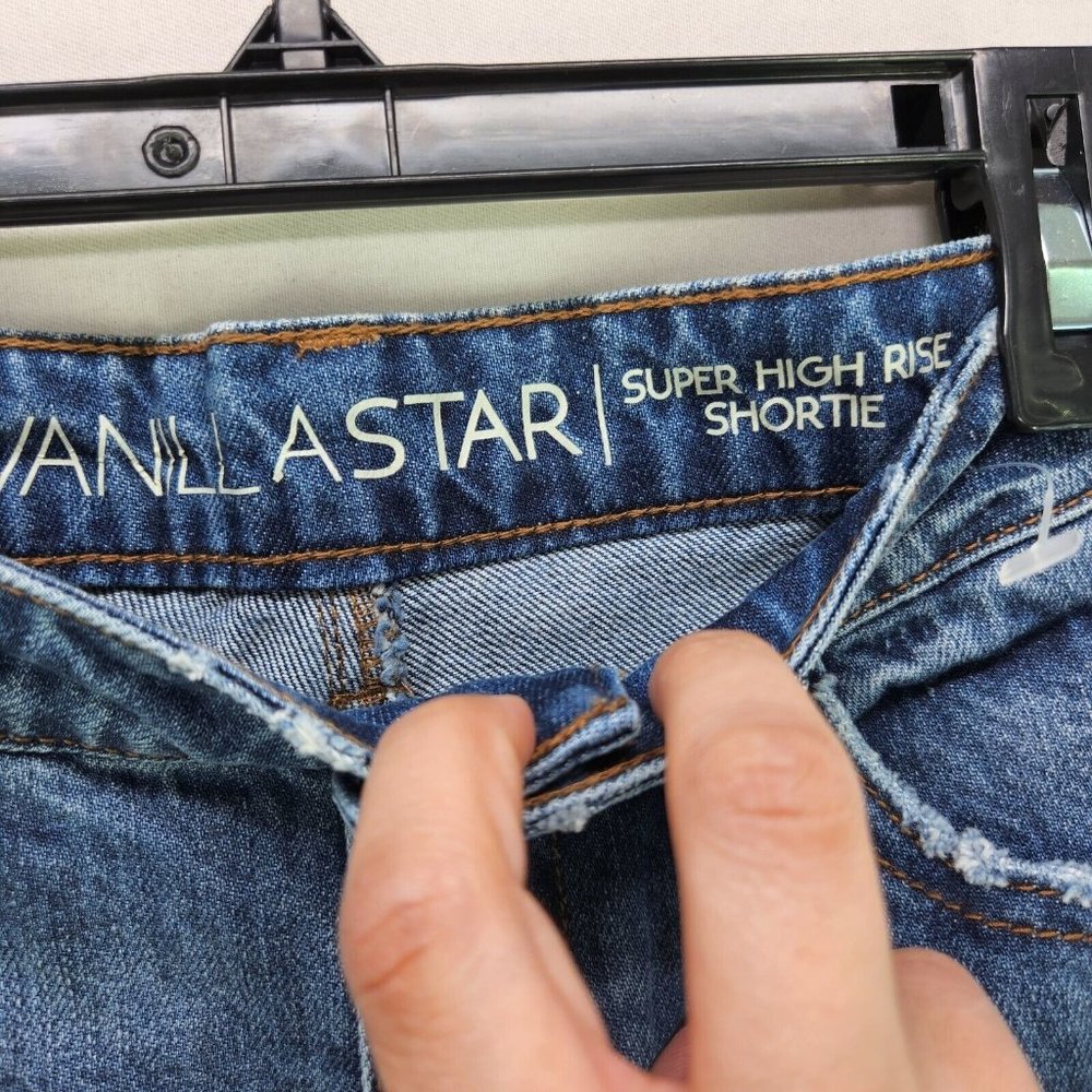 Vanilla Star Jean Shorts Juniors 5 Cuffed Blue Womens - Picture 5 of 10